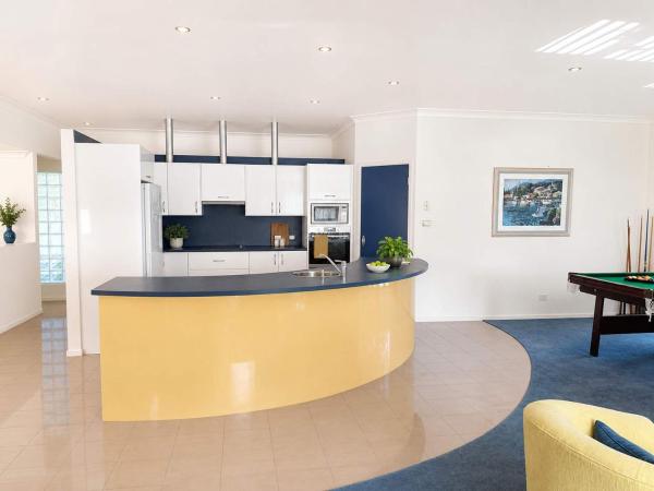 The Weekender - Walk To Beach & Golf Club - Ulladulla