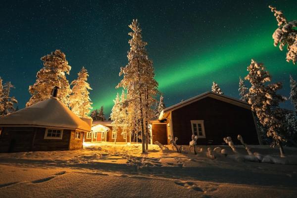 Elk Aurora Lodge - Lapland