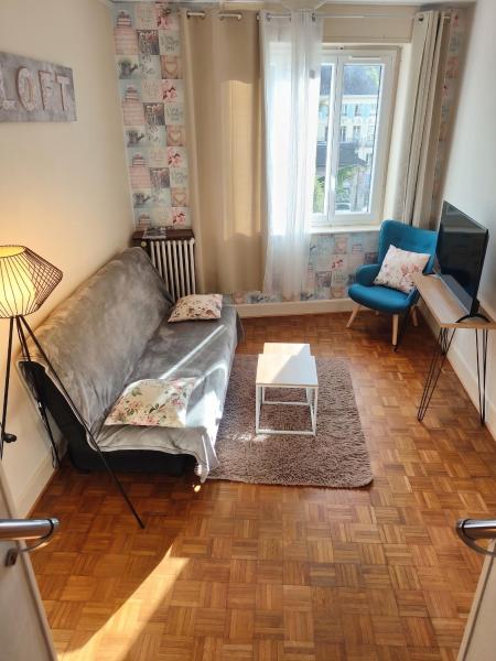 Appartement Chaleureux à Néris-les-bains - 57 M² Avec Terrasse - Commentry