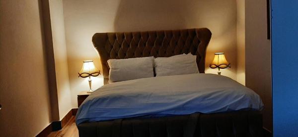 Modern Spacious 3 Bedroom House In Birmingham - Solihull