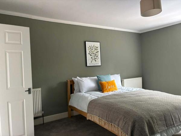 Delightful Durham Home - Durham
