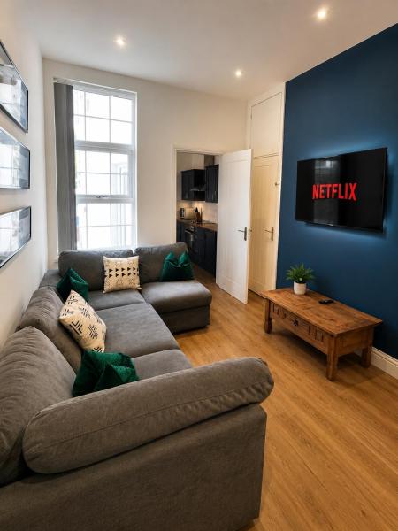 Spacious 2br, Free Parking, Contractor Friendly - Sunderland