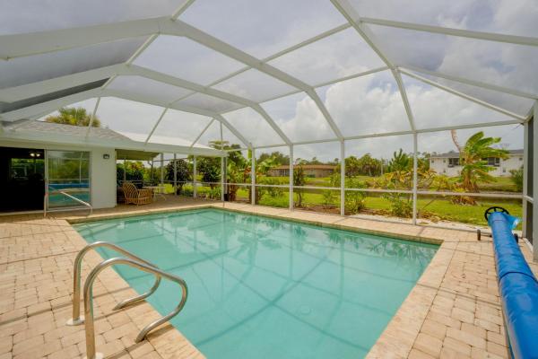 7 Mi To Beach! Canal-front Retreat In Rotonda West - Englewood, FL