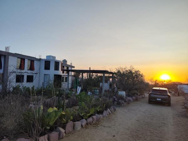 The Earthship And The Serpent - La Paz
