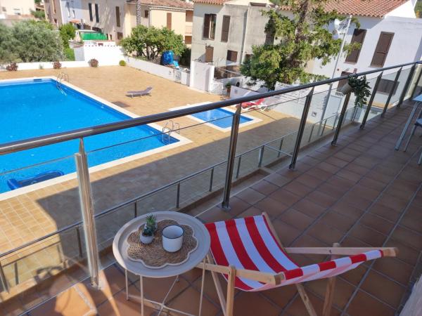 Apartamento Con Aire, Terraza - 6 Pers. - Hisp-236-219 - L'Escala