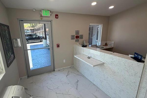 Travelodge By Wyndham Ukiah - Ukiah, CA
