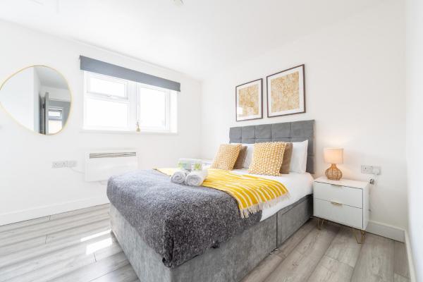 Chic Central 1br Parking Patio Space - Cardiff