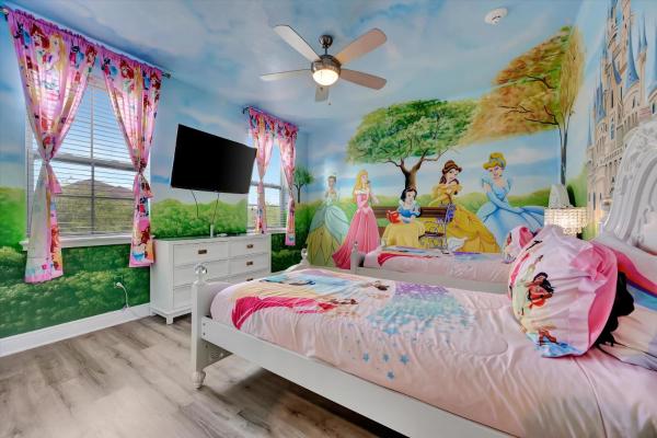 11br Sleeps 24 Theater Pool Spa & Waterpark - United States
