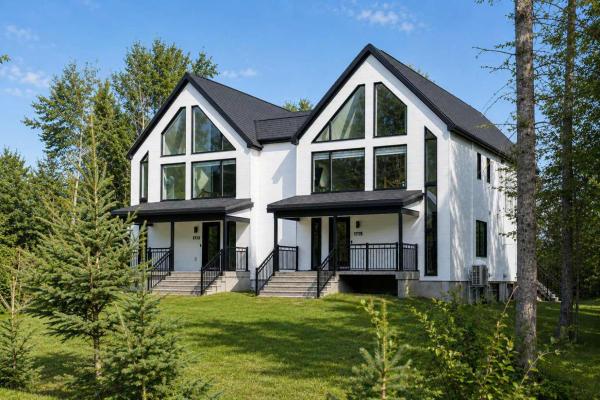 Spa - River - Game Room - Le Belvedere - Mont-Tremblant