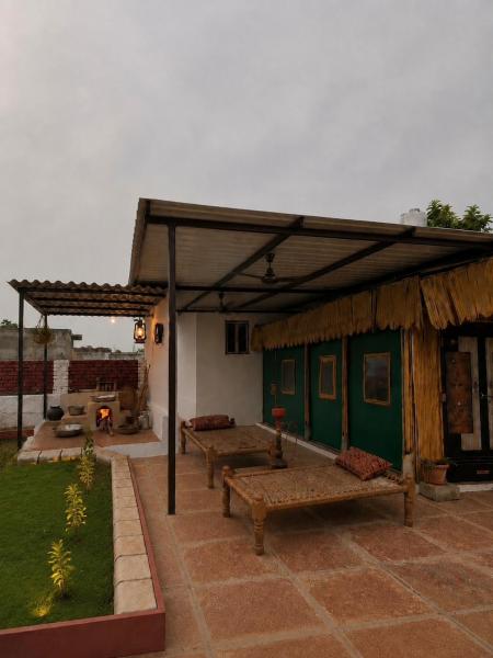 Bamboo Hut Farm Stay - Rajasthan