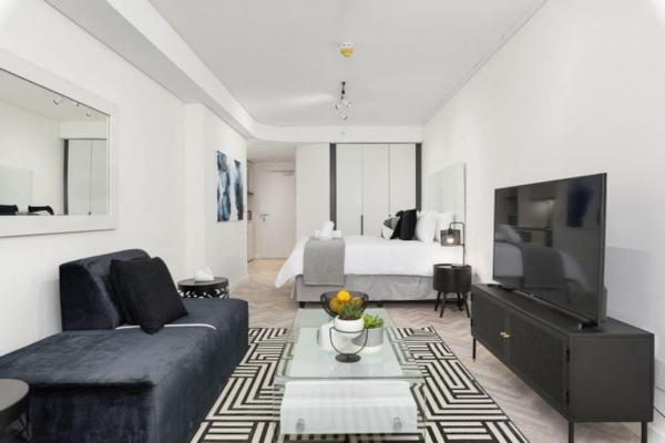 City Centre Studio With Patio - Cape Town