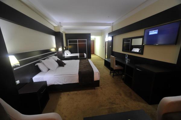 Na zdjęciu widoczny jest obiekt Numidien Hotel położony w mieście Rouiba.