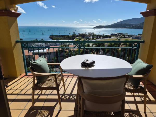The Lookout At Toscana I Panoramic Ocean Views - Airlie Beach