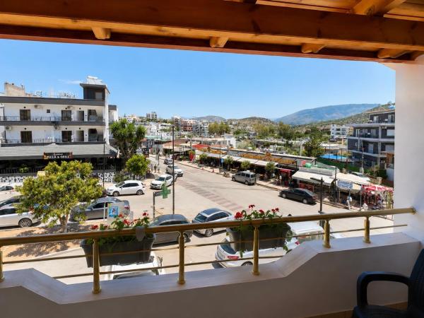 Brai's Center Apartments - Ksamil