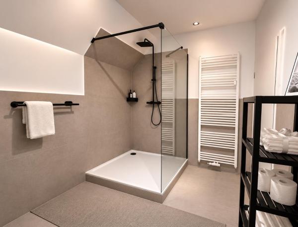 Modernes Apartment Nahe Hamburg Ruhig Und Hochwertig Mit Parkplatz - Hamburgo