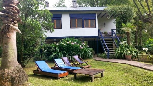 A la foto es mostra l'objecte Casa del Bosque situat a la ciutat de Tigre.