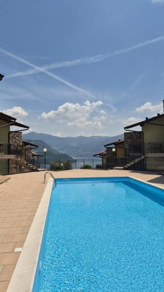 Tavernola Vista Lago D'iseo Con Piscina - Iseo