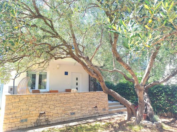 Olive Tree Apartment - Sukošan