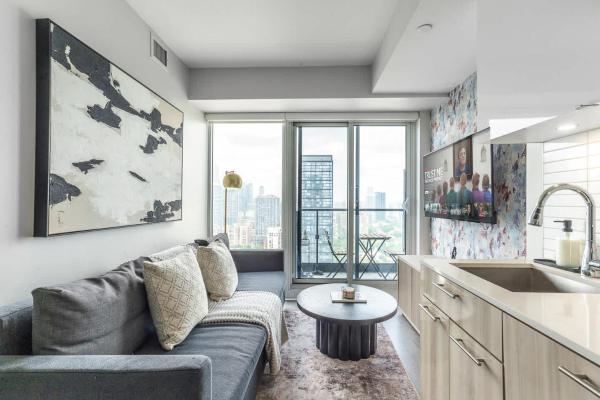 City View Condo Walk To Eaton Centre Sleeps 6 - Toronto