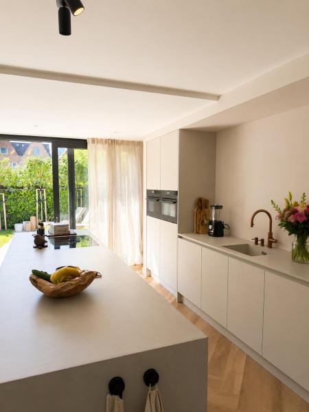 Urban Villa, Garden, Private Parking - Leiden