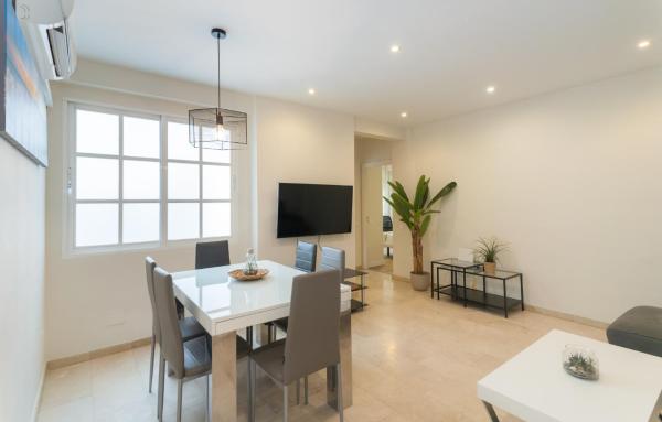 Apartamento Premium Junto A La Catedral De Malaga - 3 Habitaciones, Ideal Para Familias Y Grupos - Málaga, España