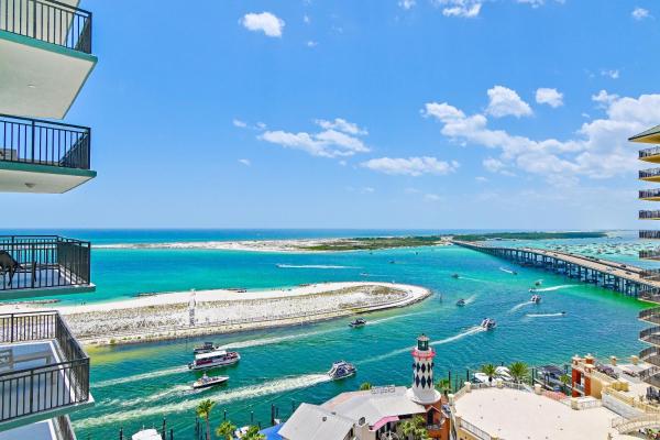 Breathtaking Views Emerald Grande 3br,2ba 904e - Destin, FL