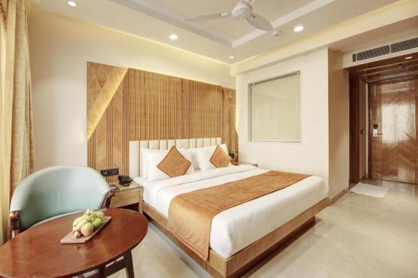 Hotel Ruslan Sky Delhi - Yeni Delhi