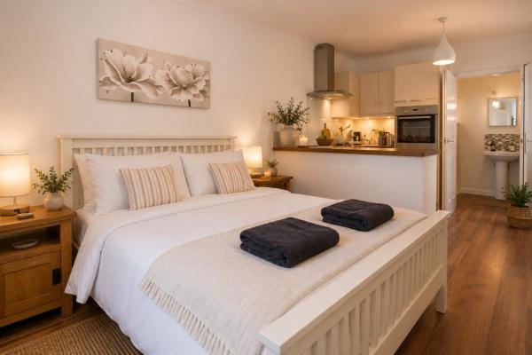 Overcliff Lodge Boutique Beachside Property - Mundesley