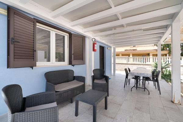 Casa Azzurra Beach - San Lorenzo, Italy