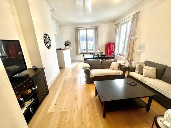 Bright 2 Bedroom Perfectly Located - Machelen