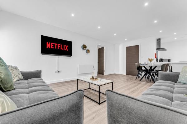 Stylish & Spacious Anfield Flat With Wi-fi And Sleeps 4 - Liverpool