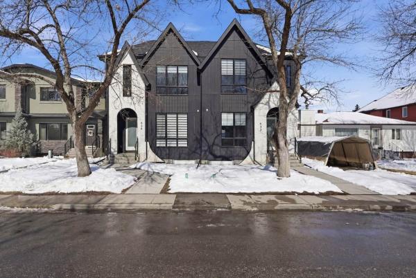 Comfort Nest For Families ! 3 Br - Calgary