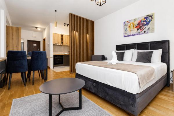 Nella foto è visibile l'oggetto RONDO Studio & Apartments situato nella città di Ulcinj.