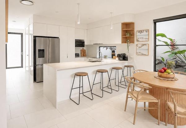 Tropical Escape - Moments To Beach New Listing! - Coolum Beach