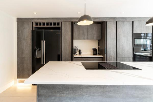 Elegant Four-bed Fulham Home - Surbiton
