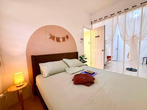 Hiraya Transient House - Lucena City - Lucena