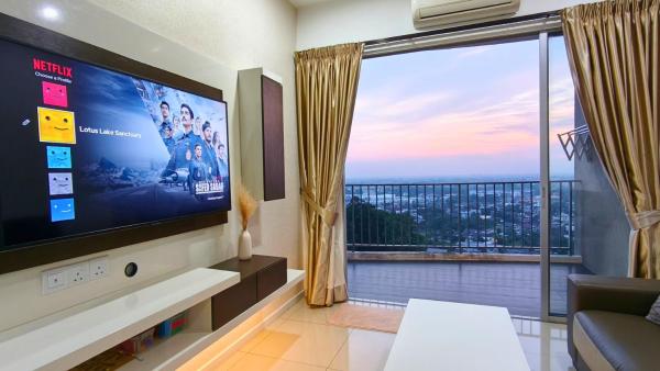 Lotus Lake Sanctuary Homestay Taiping With Netflix -1 Carpark - Taiping