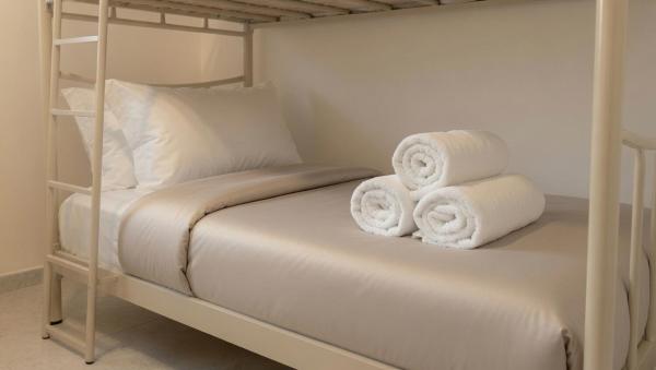 Athens Royal Beds No3b - Athens