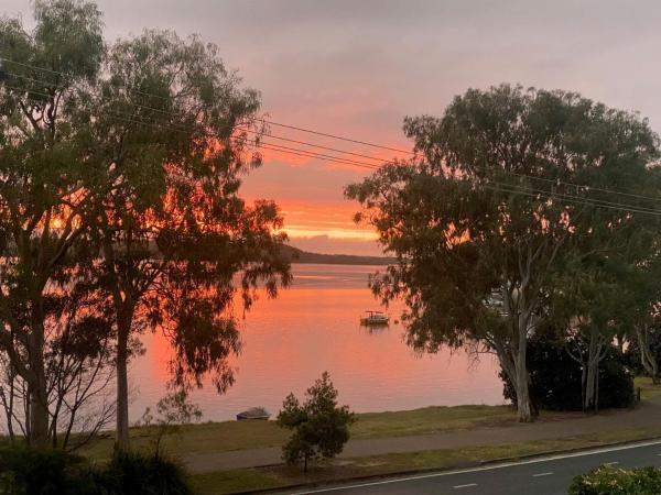 Luxurious 2 Bedrooms Unit On Maroochy River - Mudjimba