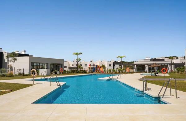 Modern Apartment In Valle Romano With Pool - Estepona