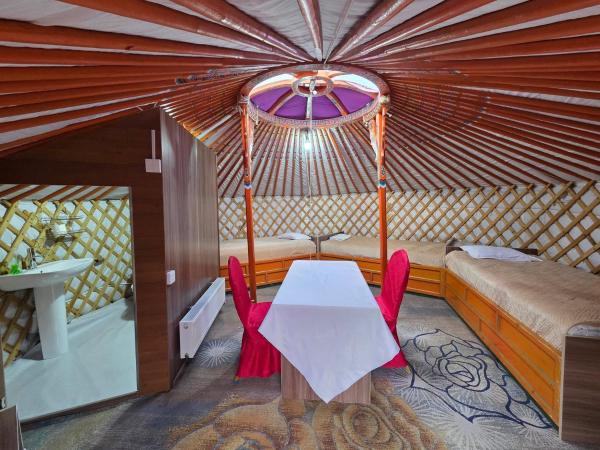 Steppe Naadam Lodge - Mongolia