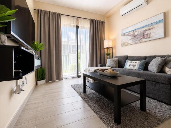 Luxury Vista Cana Condo Golf, Pool And Lake Views - Punta Cana