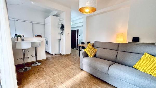 Borgoluce Spacious Apt & Free Parking - Bergamo