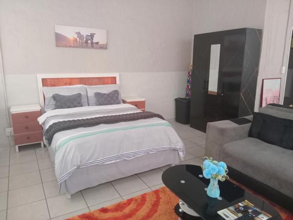 Close Curtains Maboneng - Alberton