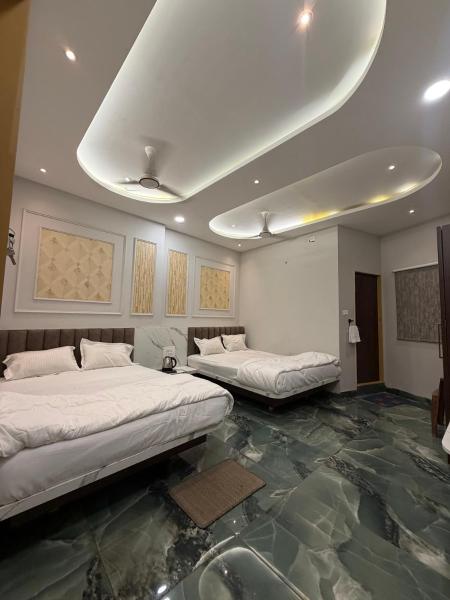 Hotel The Krisha Inn - Indore