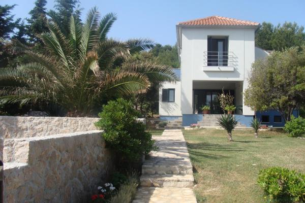 La photo montre l'objet Holiday Home Mirna situé dans la ville de Sušica.