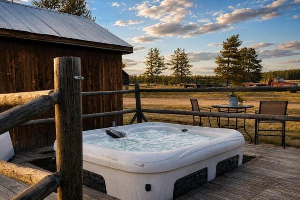 Nature's West Ranch Bunkhouse Cabin - Colorado
