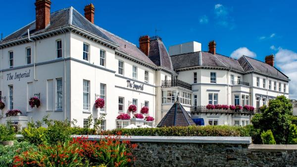 På billedet ses objektet The Imperial Hotel beliggende i byen Barnstaple.