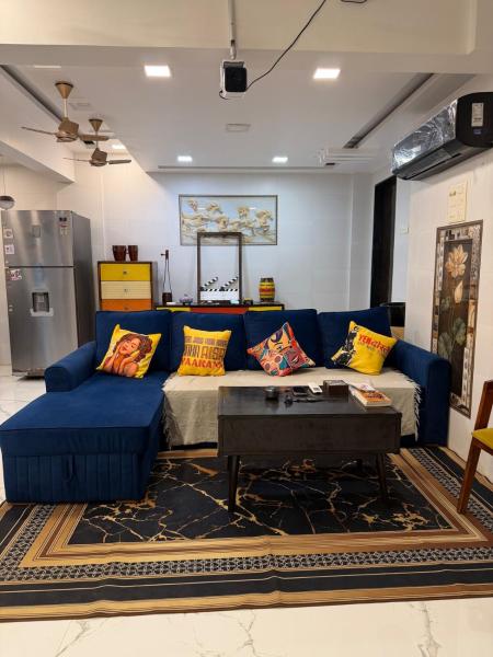 Comfort Cartel - Bollywood Royale - Thane