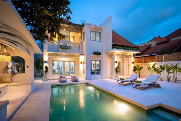 Stylish 3br Villa With Large Pool Central Seminyak - Seminyak